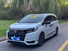 Honda Odyssey 2.0L e:HEV Luxury - ფოტო 1