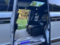 Honda Odyssey 2.0L e:HEV Luxury - ფოტო 11