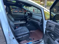 Honda Odyssey 2.0L e:HEV Luxury - ფოტო 14