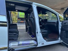 Honda Odyssey 2.0L e:HEV Luxury - ფოტო 16