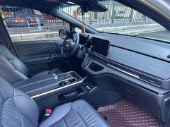 Honda Odyssey 2.0L e:HEV Luxury - ფოტო 17