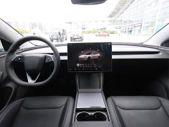 Tesla Model 3 Rear-Wheel Drive - ფოტო 18