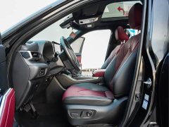 Toyota Crown Venza 2.5L HEV AWD Premier - ფოტო 20