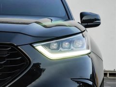 Toyota Crown Venza 2.5L HEV AWD Premier - ფოტო 3
