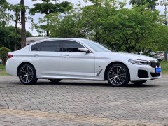 BMW 5 Series 530Li Premier M Sport Package - ფოტო 3