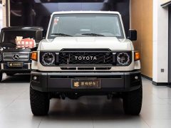 Toyota Land Cruiser (Imported) LC71 4.0L Automatic - ფოტო 2