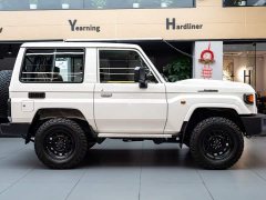 Toyota Land Cruiser (Imported) LC71 4.0L Automatic - ფოტო 3