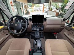 Toyota Land Cruiser (Imported) LC71 4.0L Automatic - ფოტო 7