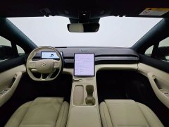 NIO ES6 75kWh - ფოტო 12