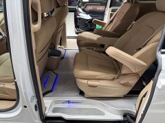 Buick GL8 Land Business Class Comfort DG Edition - ფოტო 11
