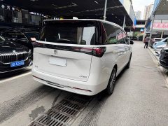 Buick GL8 Land Business Class Comfort DG Edition - ფოტო 6