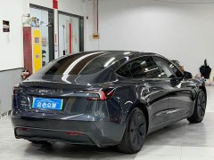Tesla Model 3 2023 Rear-Wheel Drive - ფოტო 4