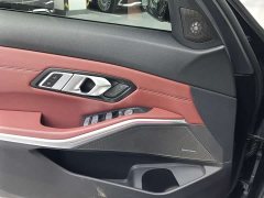 BMW 3 Series 325i M Sport Package - ფოტო 11