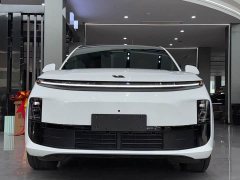 Li Auto L6 Pro - ფოტო 2