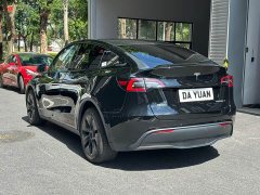 Tesla Model Y Long Range All-Wheel Drive - ფოტო 16