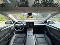 Tesla Model Y Rear-Wheel Drive - ფოტო 7