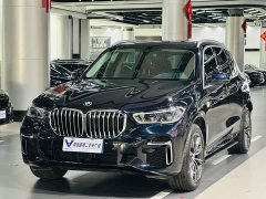 BMW X5 xDrive 30Li Luxury M Sport Package - ფოტო 1