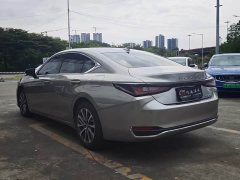 Lexus ES 200 Premium Edition - ფოტო 7
