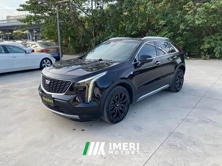 Cadillac XT4 28T FWD Luxury