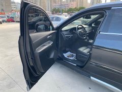 Cadillac XT4 28T FWD Luxury - ფოტო 8