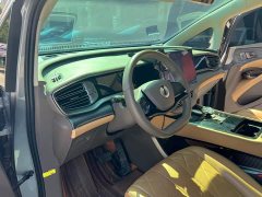 Denza D9 2022 DM-i 970 AWD Flagship - ფოტო 17