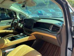 Denza D9 2022 DM-i 970 AWD Flagship - ფოტო 7