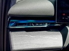BMW 5 Series 530Li Luxury M Sport Package - ფოტო 18