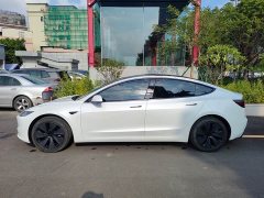 Tesla Model 3 Rear-Wheel Drive - ფოტო 4