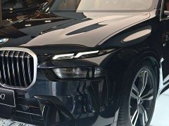 BMW X7 xDrive40i M Sport Premium Package - ფოტო 1