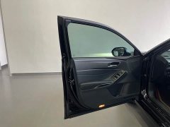Toyota Avalon 2.0L XLE Premium Edition - ფოტო 12