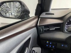 Toyota Avalon 2.0L XLE Premium Edition - ფოტო 15
