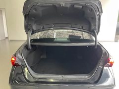 Toyota Avalon 2.0L XLE Premium Edition - ფოტო 20