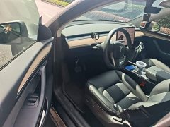 Tesla Model Y Standard Range RWD - ფოტო 12