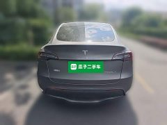 Tesla Model Y Standard Range RWD - ფოტო 3