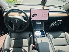 Tesla Model Y Standard Range RWD - ფოტო 5