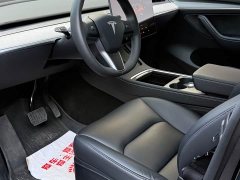 Tesla Model Y Rear-Wheel Drive - ფოტო 7