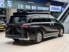 Toyota Gravia 2.5L Hybrid Comfort Edition - ფოტო 14