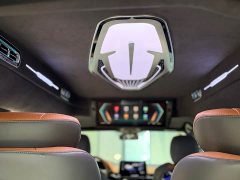 Toyota Gravia 2.5L Hybrid Comfort Edition - ფოტო 9