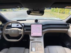NIO ES8 100kWh Executive - ფოტო 18