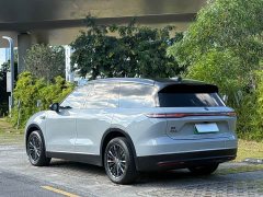 NIO ES8 100kWh Executive - ფოტო 4