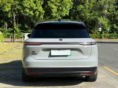 NIO ES8 100kWh Executive - ფოტო 8