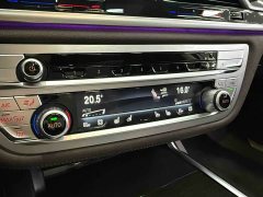 BMW 7 Series 730Li Luxury Package - ფოტო 19