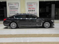 BMW 7 Series 730Li Luxury Package - ფოტო 5