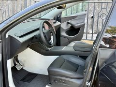 Tesla Model Y Rear-Wheel Drive Launch Edition - ფოტო 7