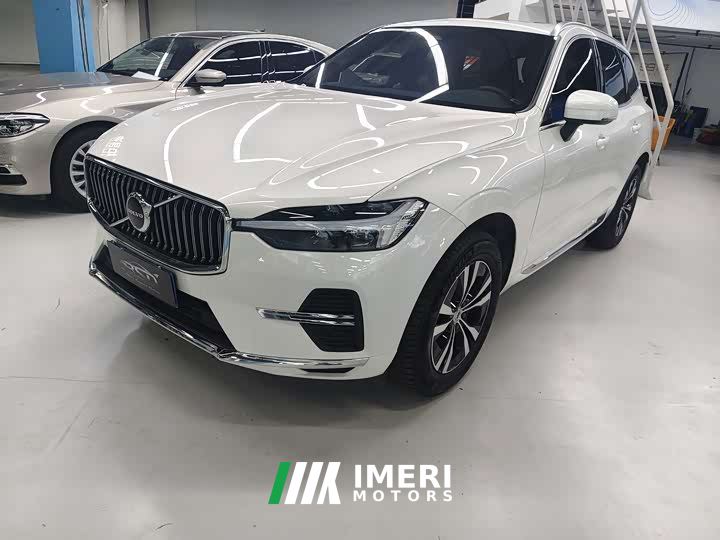 Volvo XC60 B5 AWD Smart Luxury Edition