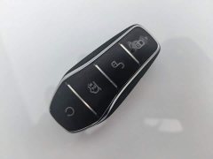 BYD Qin PLUS DM-i 128KM Entry-Level - ფოტო 10