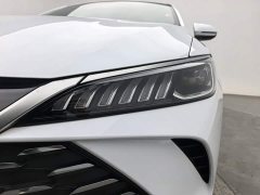 BYD Qin PLUS DM-i 128KM Entry-Level - ფოტო 14