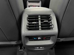 Volkswagen Taos L 380TSI AWD Luxury Easy Package - ფოტო 20