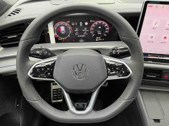 Volkswagen Taos L 380TSI AWD Luxury Easy Package - ფოტო 8
