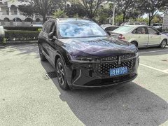 Lincoln Explorer 2023 2.0T AWD EcoBoost Hybrid Elite - ფოტო 3